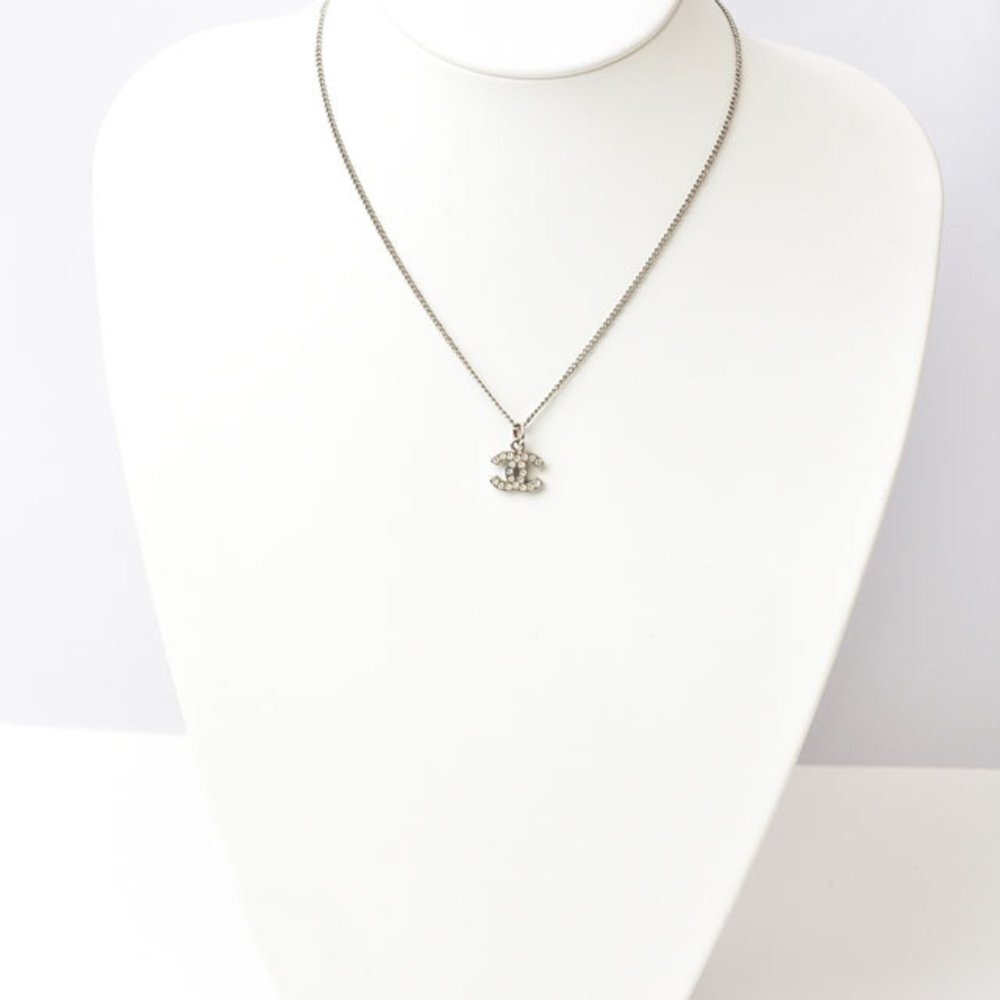 CHANEL Authentic White Logo Necklace - Picture 5 of 7